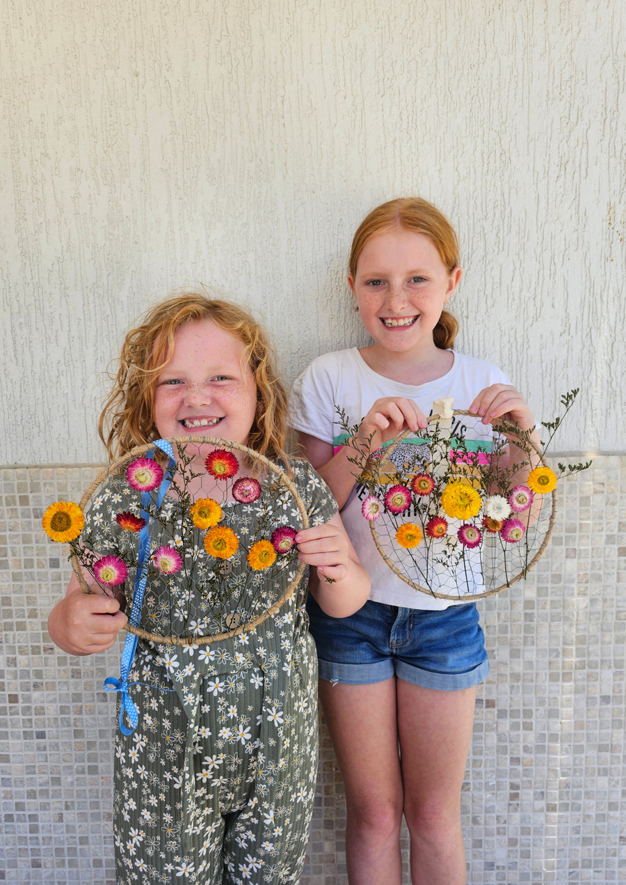 Straw Flower Suncatcher Workshop