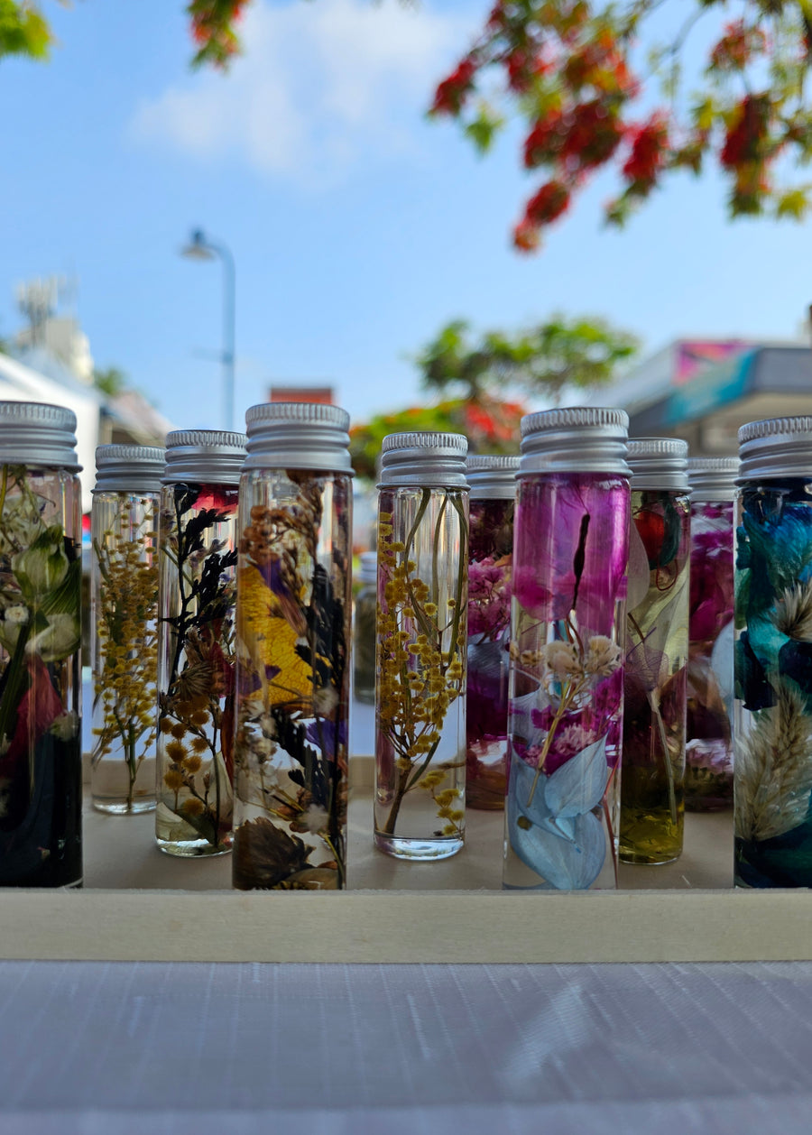 Florals in a Bottle - Floral Herbariums - MIXED FLORALS - Florist Choice - 95mm