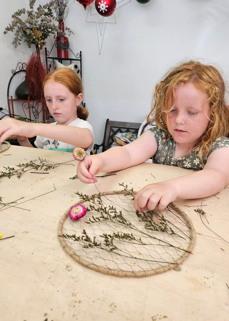 Straw Flower Suncatcher Workshop